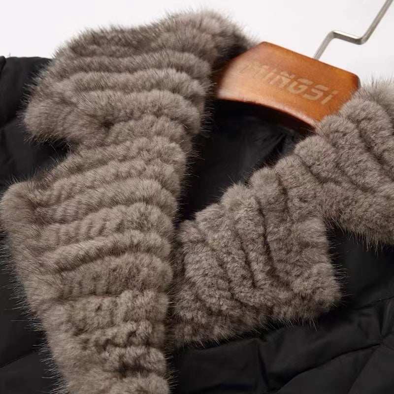 Dames effen mode lange wijnrode donsjas met warme nertsbontkraag en slim fit ontwerp