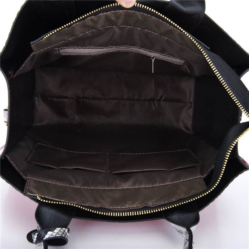 New large-capacity single shoulder messenger bag Nexora Store