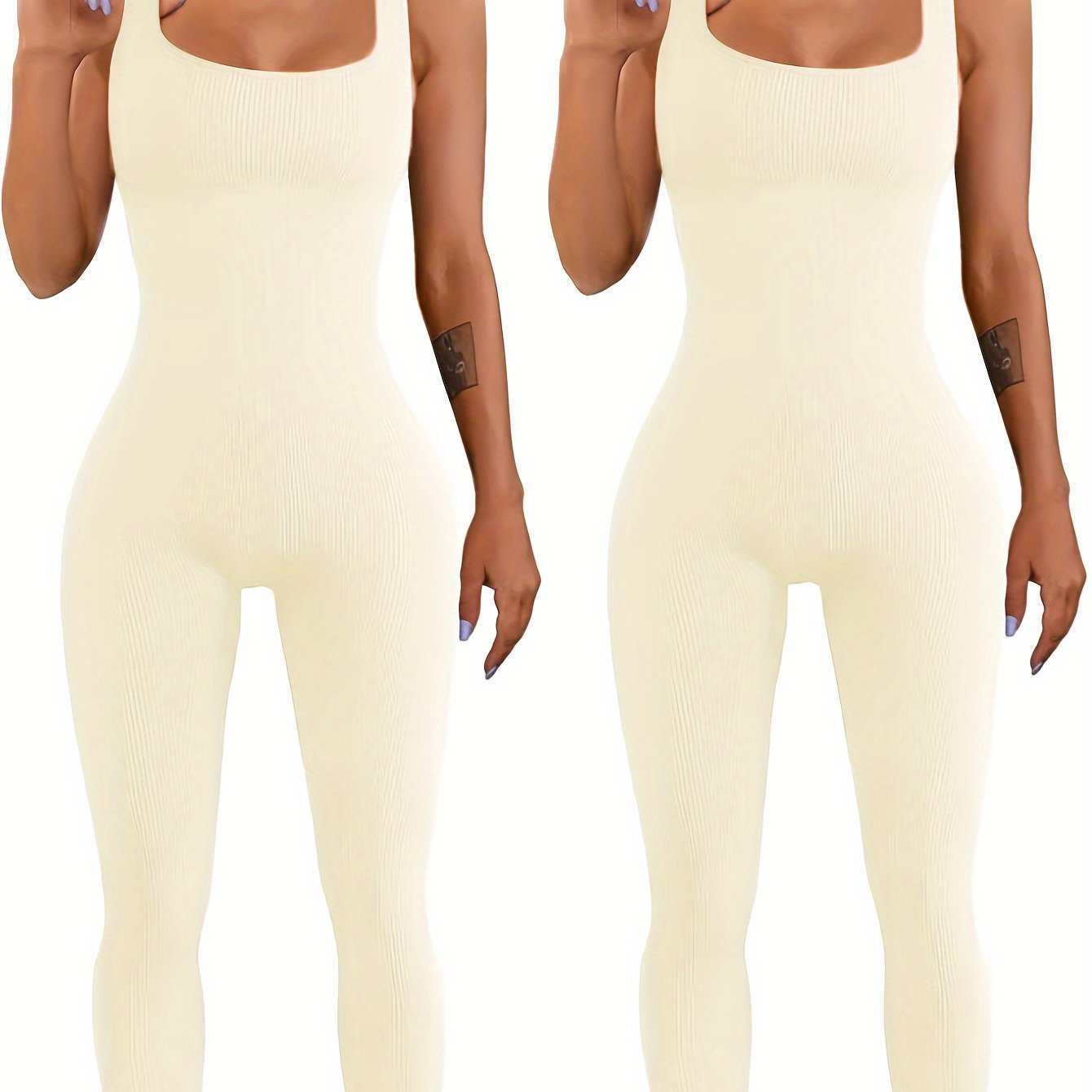 Dames tanktop met jarretels in lichtbeige spandex, nauwsluitend taillemodel zonder mouwen.