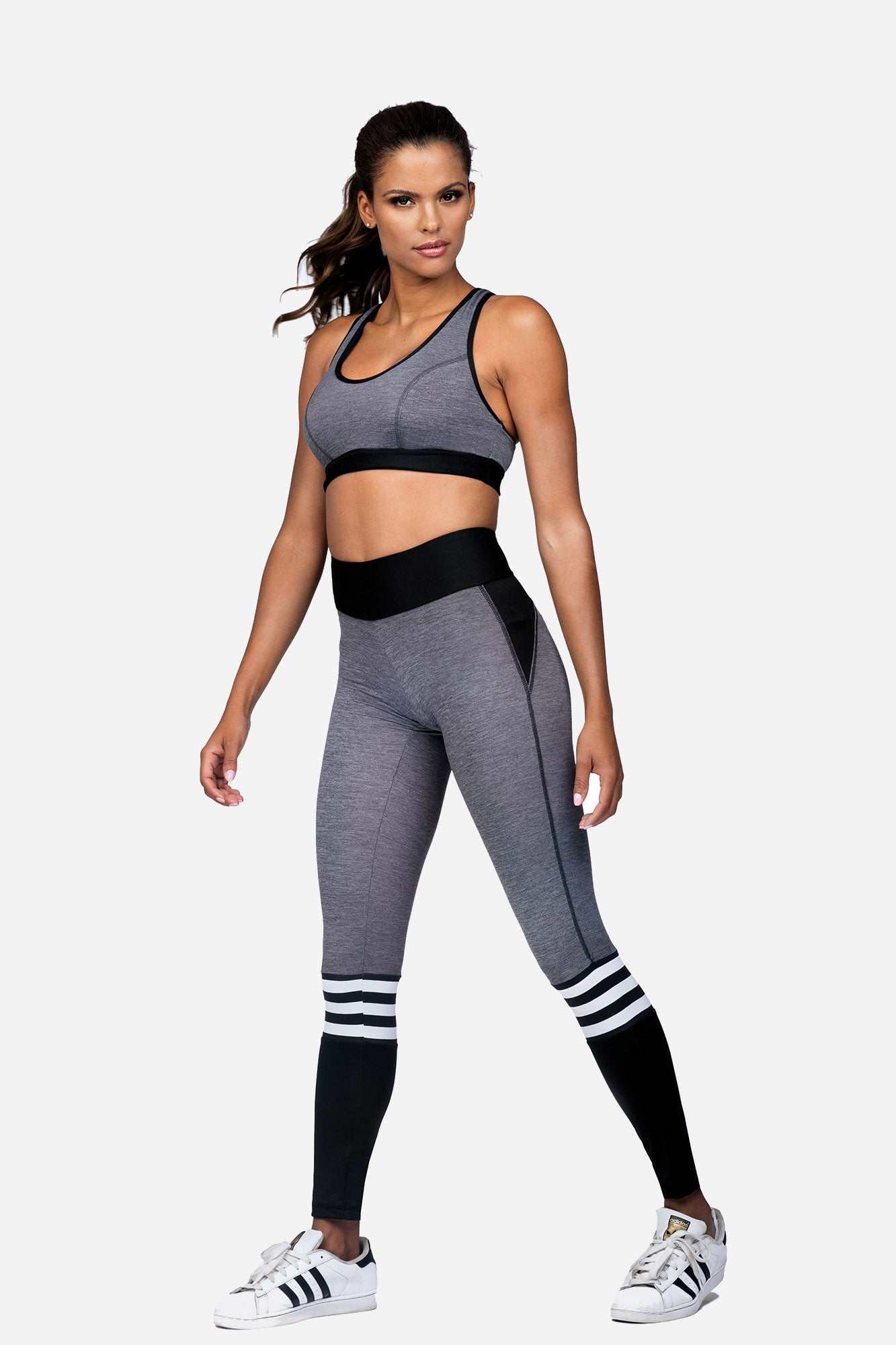 Black and gray sports bra L5165 with foam cups and wide back closure for stability and comfort.