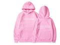 roze dames hoodie met pluche letters en kangoeroezak en bedrukte tekst voor en achterkant