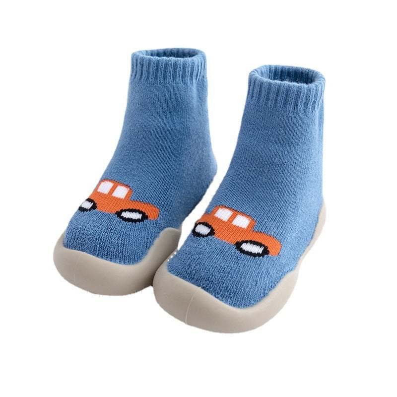 Colorful baby floor socks and shoes with cute cartoon designs, warm and thick terry material for autumn and winter.