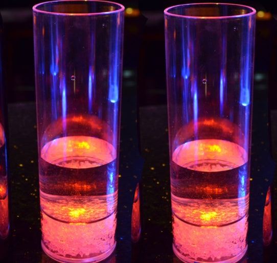 Watersensor LED lichtgevende kleurrijke bekers, drinkbekers, decoratie-accessoires voor een feestelijke sfeer Nexora Store